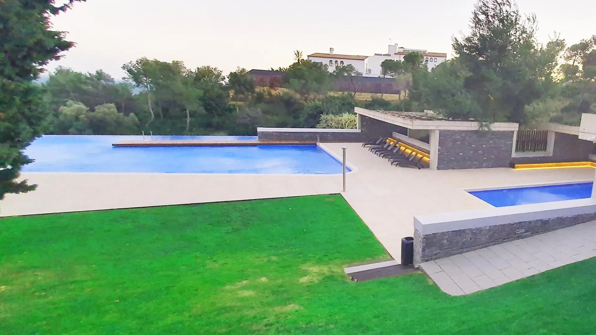 Ferienwohnung Luxury Duplex With Sea View Sant Pere De Ribes Apartment